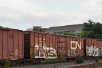 413599